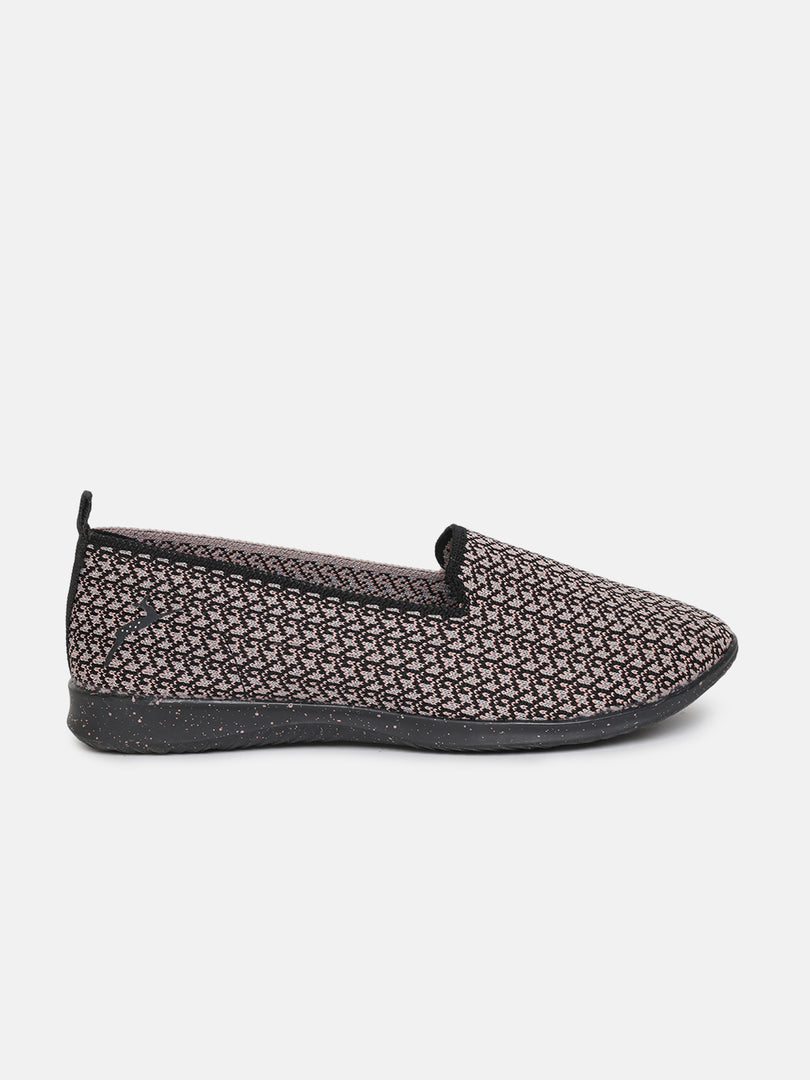 Woven Flats Ballet Style