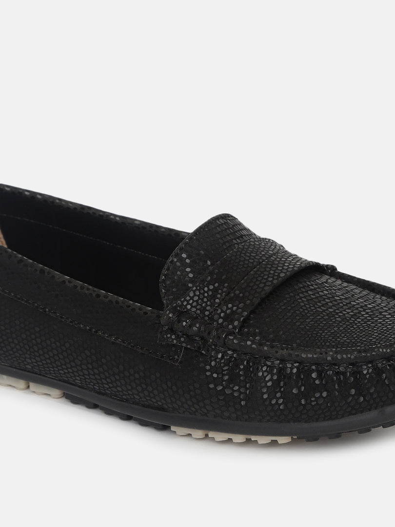 Textured PU Penny Loafers