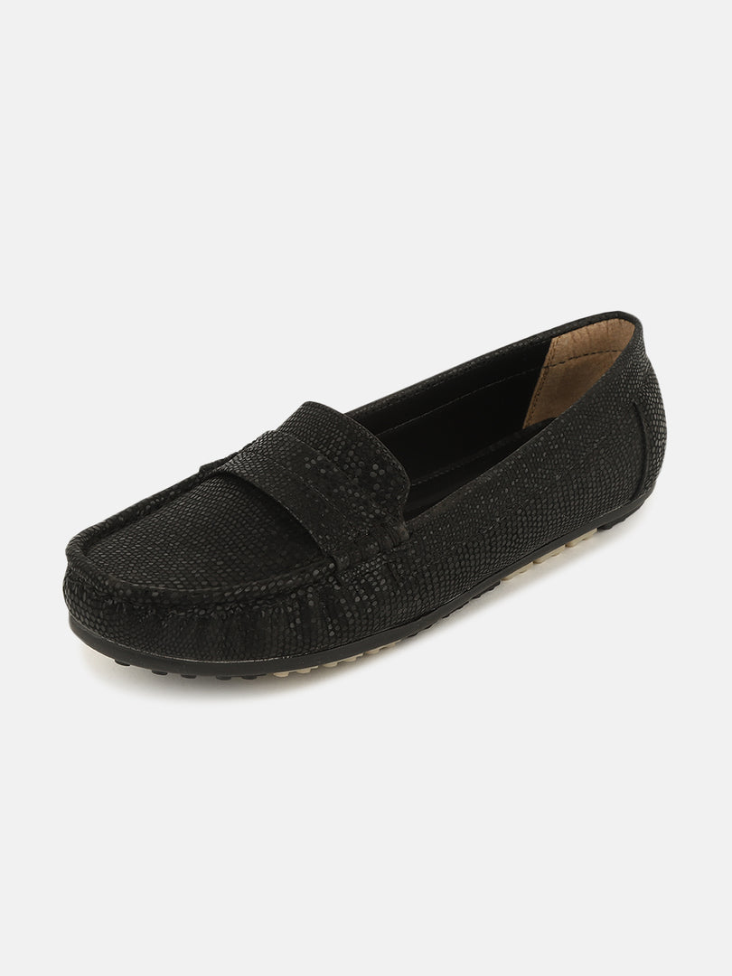 Textured PU Penny Loafers