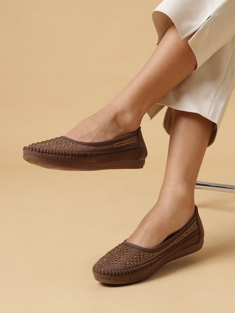 Textured-Slip-On-Ballerinas