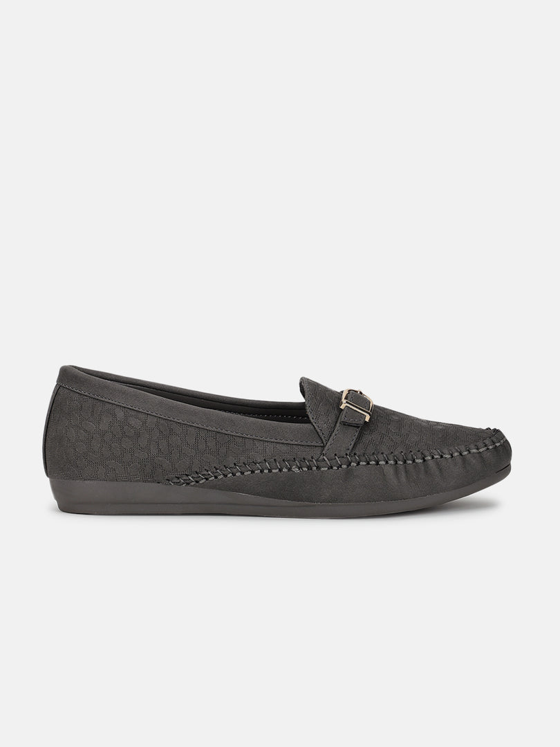 Textured-Slip-On-Ballerinas