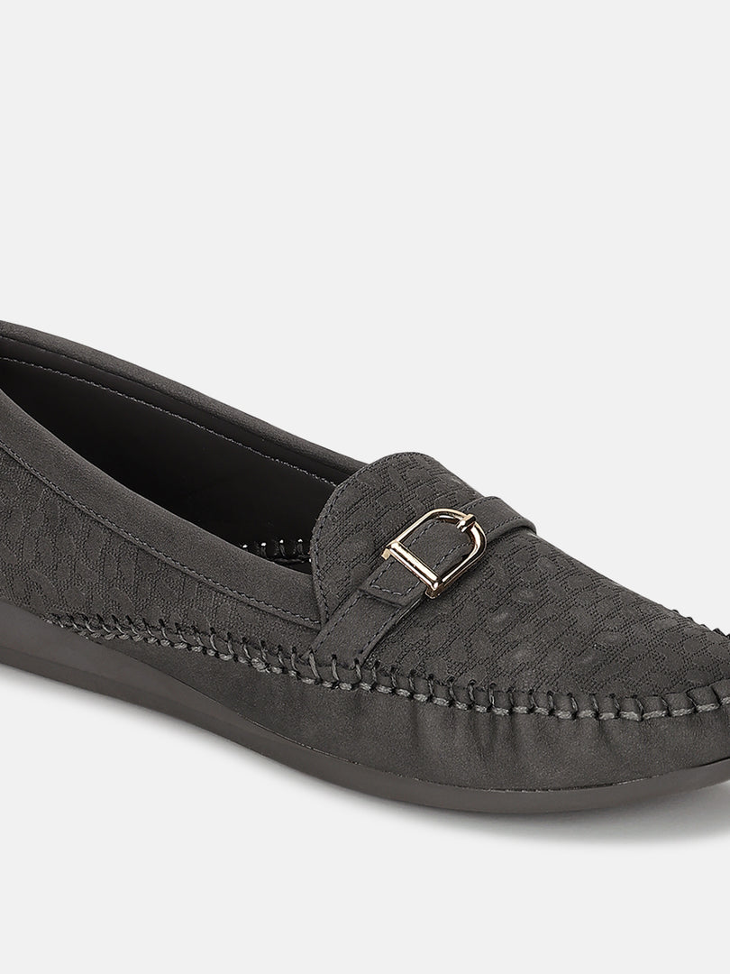Textured-Slip-On-Ballerinas
