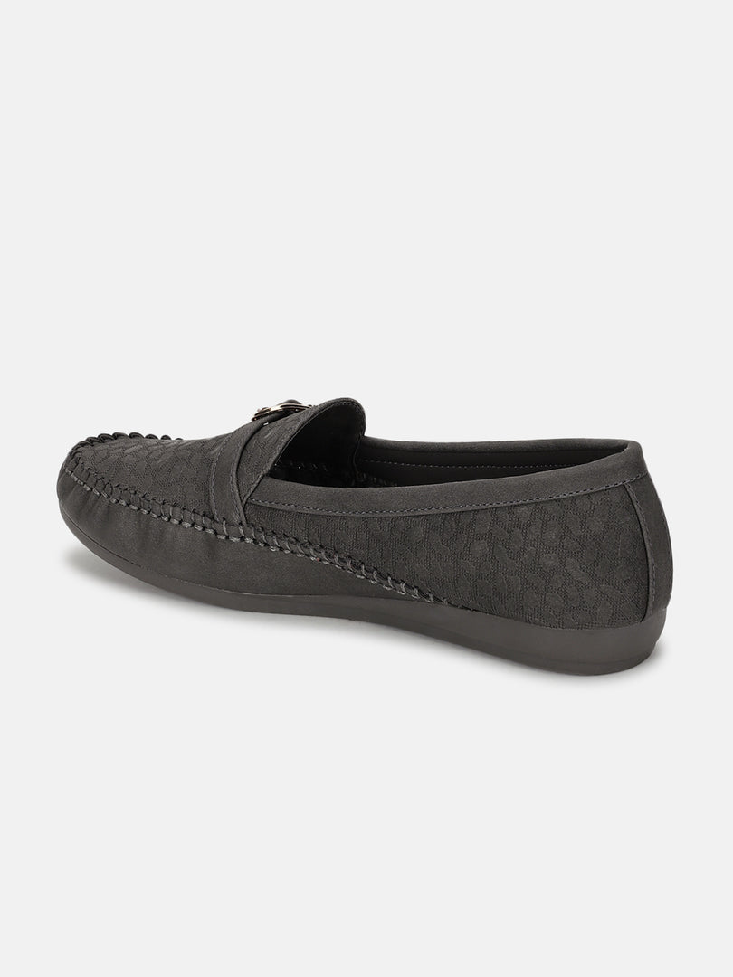 Textured-Slip-On-Ballerinas