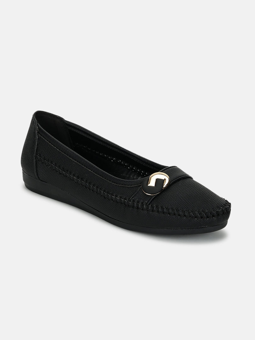 Textured-Slip-On-Ballerinas