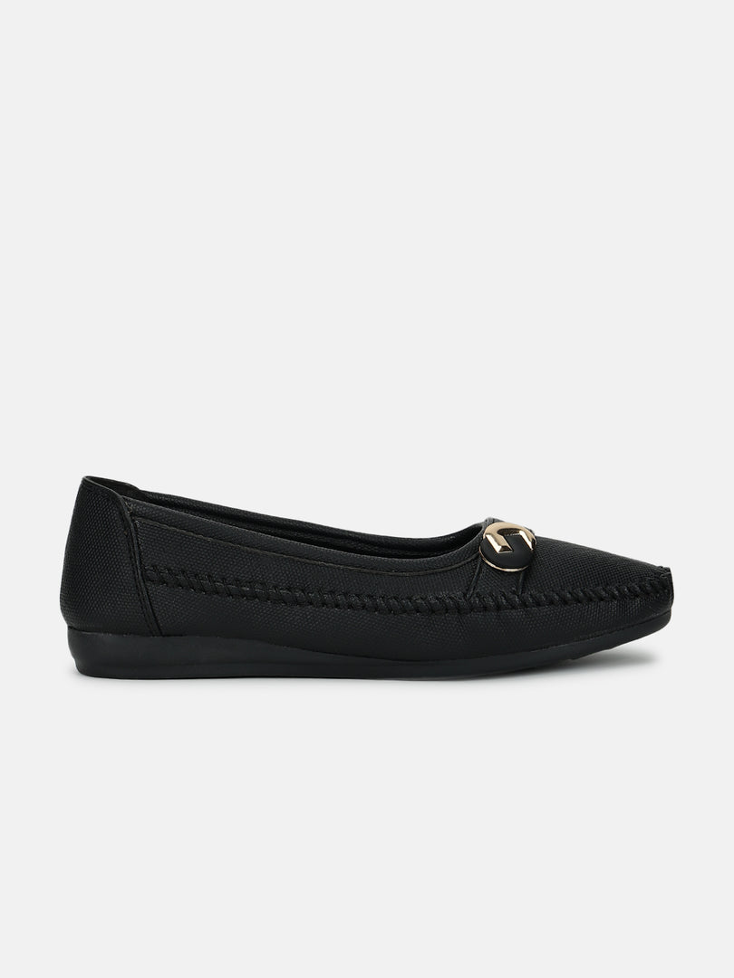 Textured-Slip-On-Ballerinas