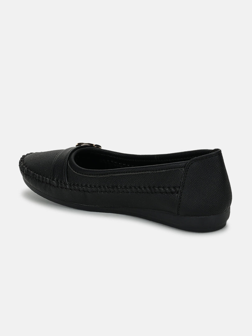 Textured-Slip-On-Ballerinas