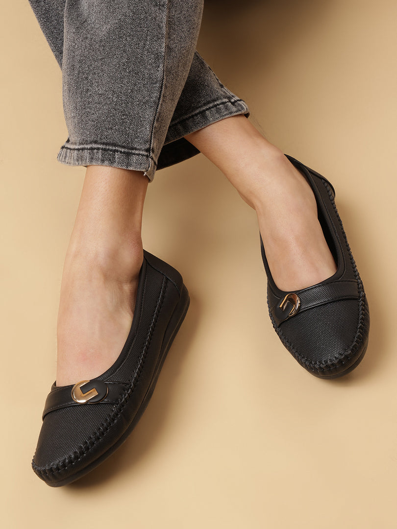 Textured-Slip-On-Ballerinas