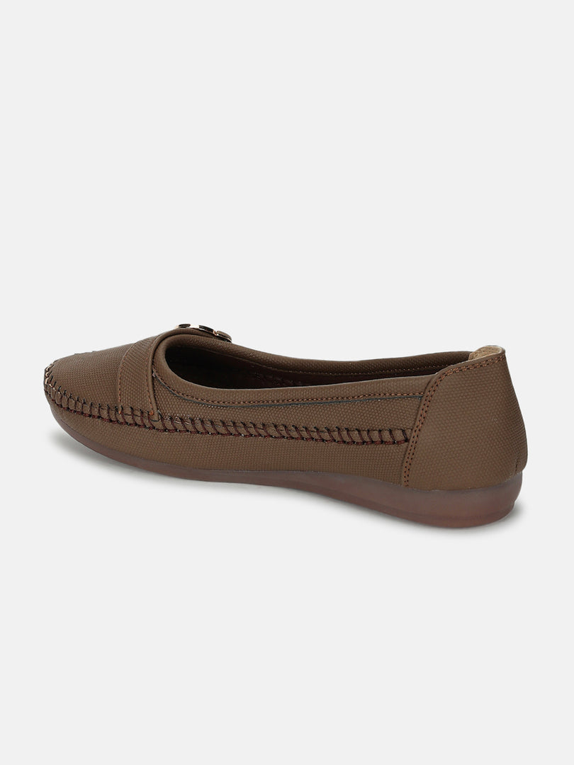 Textured-Slip-On-Ballerinas