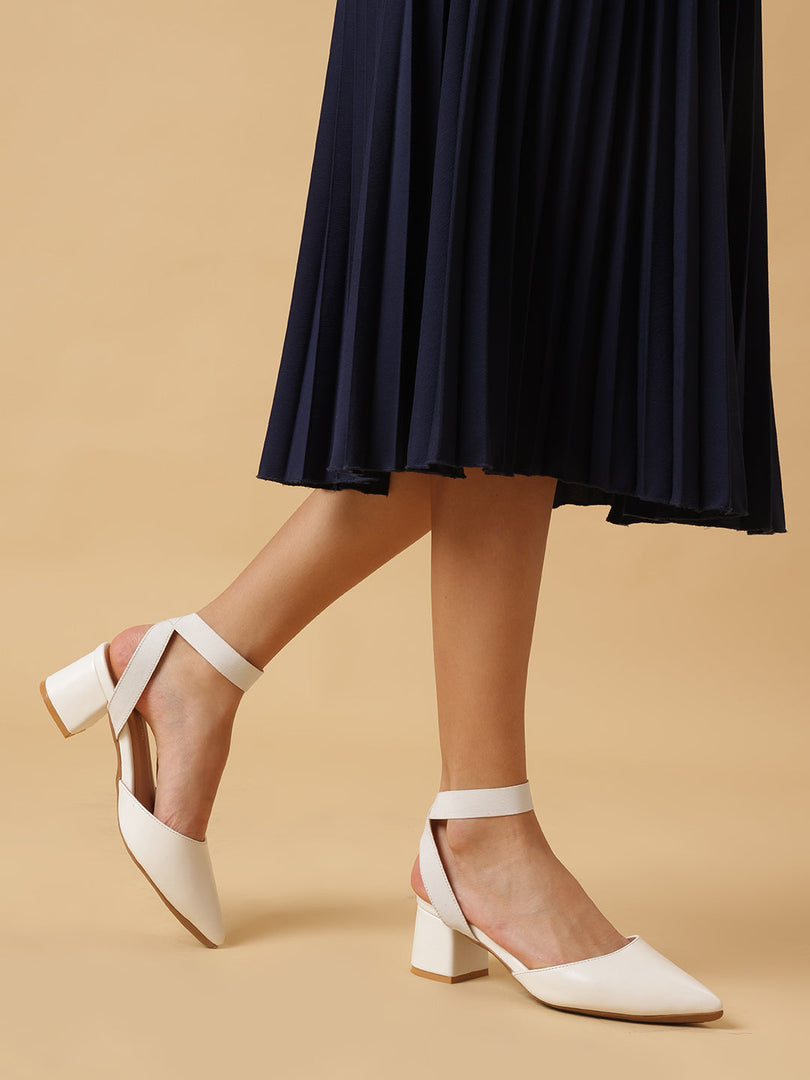 Solid-Backstrap-Pumps-Heels