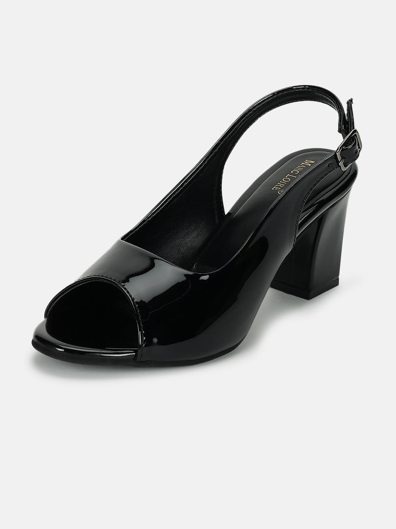 Solid-Backstrap-Pumps-Heels