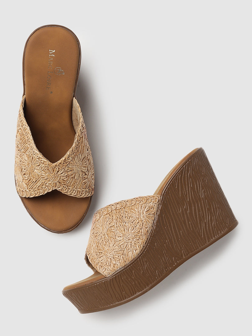Textured-Wedge-Sandals-Heels
