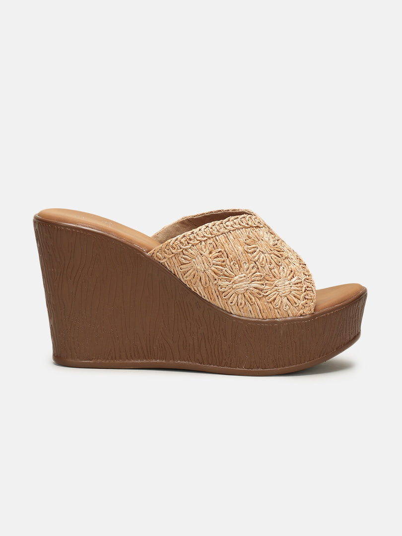 Textured-Wedge-Sandals-Heels