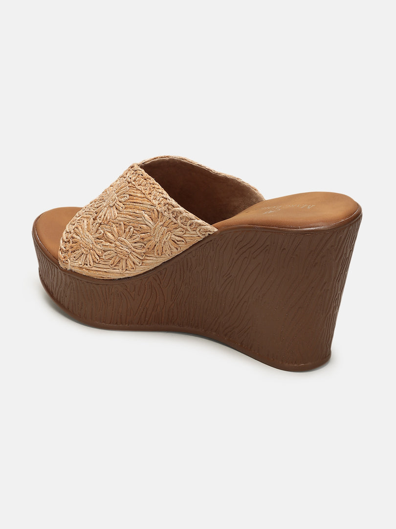 Textured-Wedge-Sandals-Heels