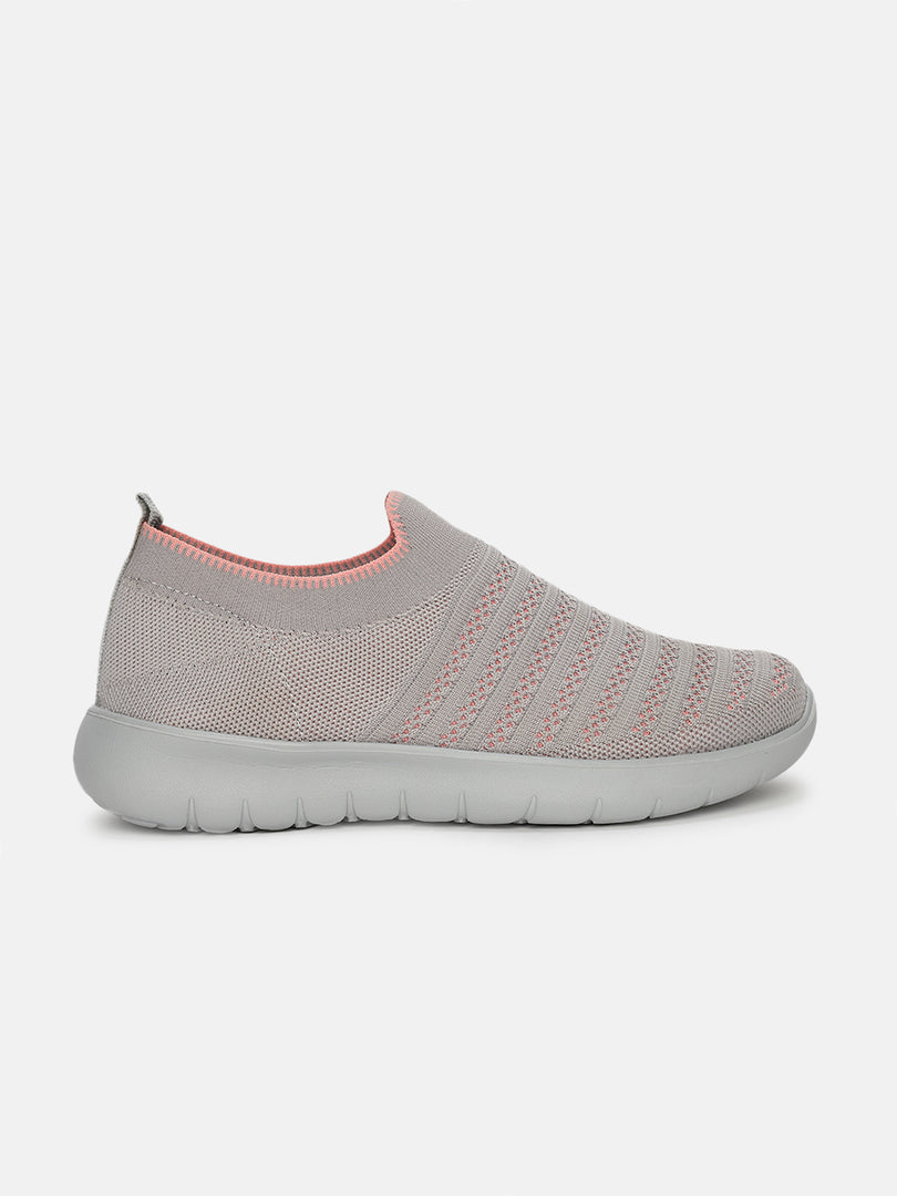 Women Lightweight Comfort Slip-On Sneakers