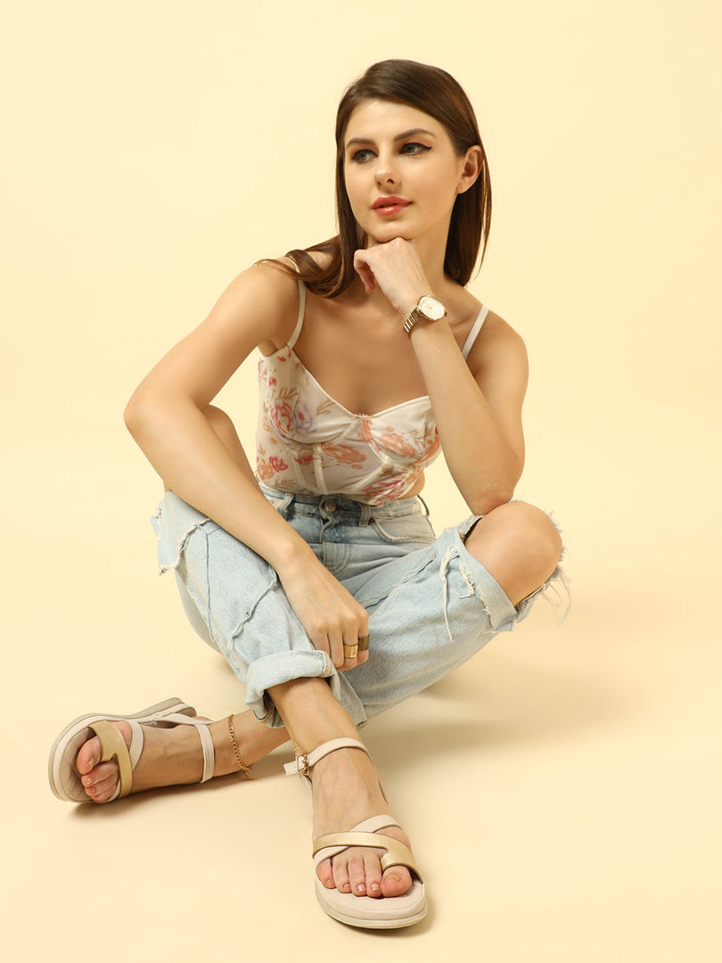 Marc Loire Womes Cream Solid Open Toe Flats