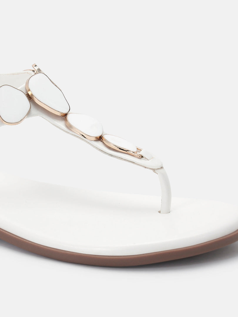 Marc Loire Womens White Backstrap Solid Flats Sandals