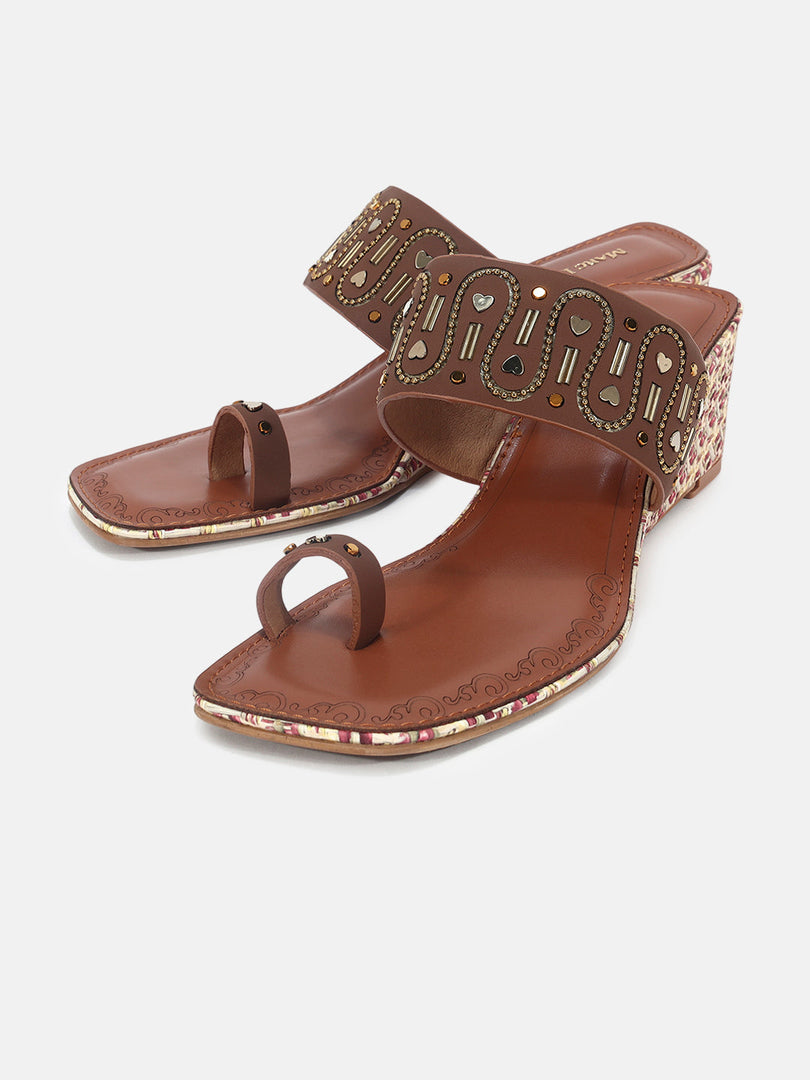 Marc Loire Womens Tan Ethnic Wedge Sandals Heels