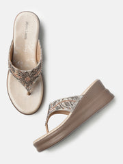 Marc Loire Womens Gold Ethnic Round Toe Flats