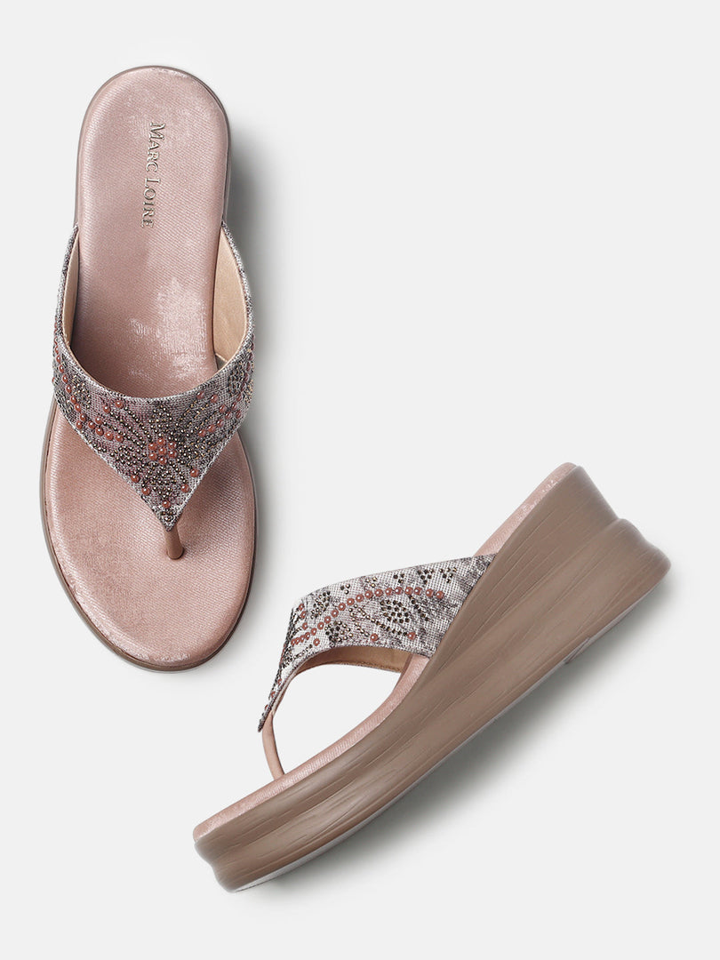 Marc Loire Womens Rose Gold Ethnic Round Toe Flats