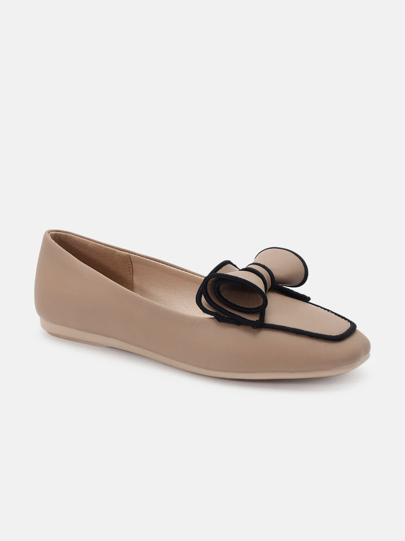 Marc Loire Womens Beige Fashion Slip-On Loafers