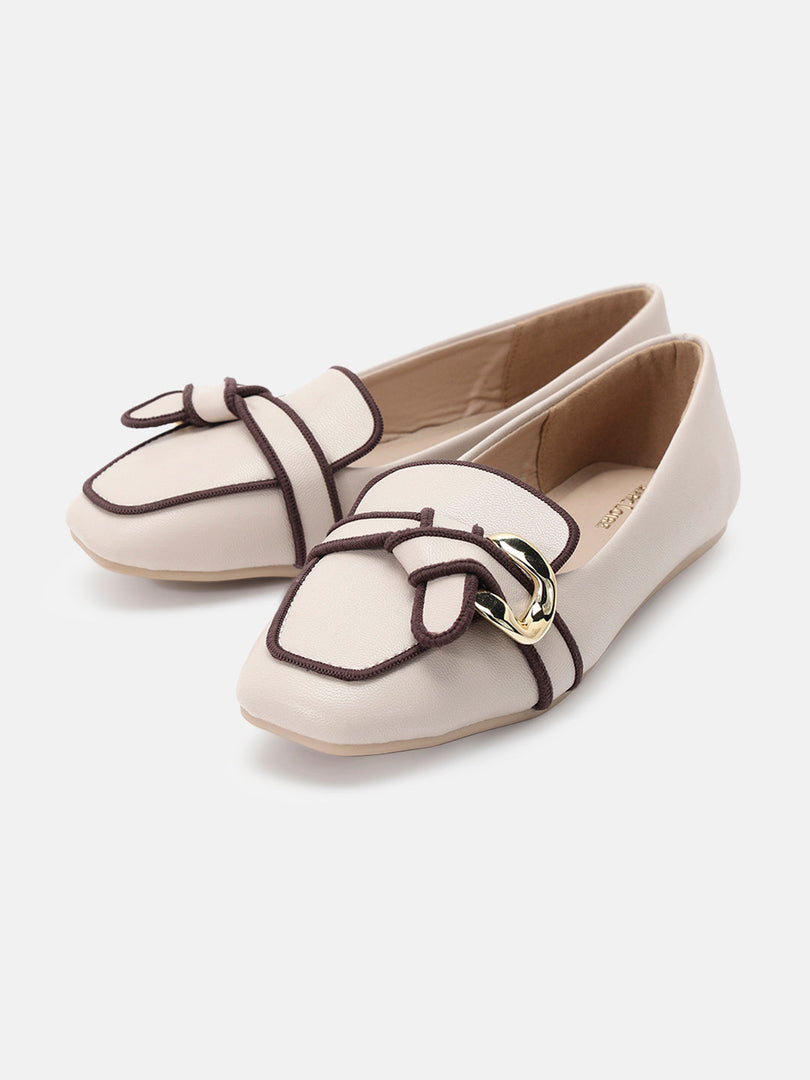 Marc Loire Womens Cream Fashion Slip-On Loafers