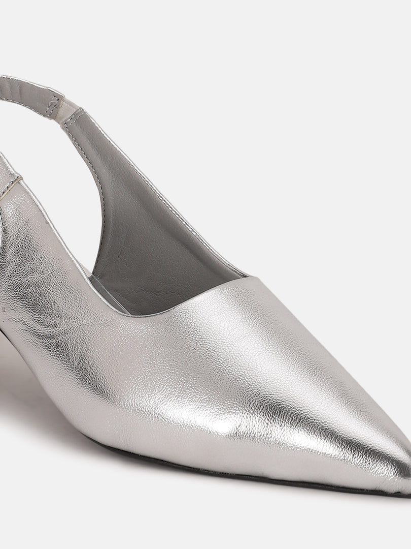 Solid-Backstrap-Pumps-Heels