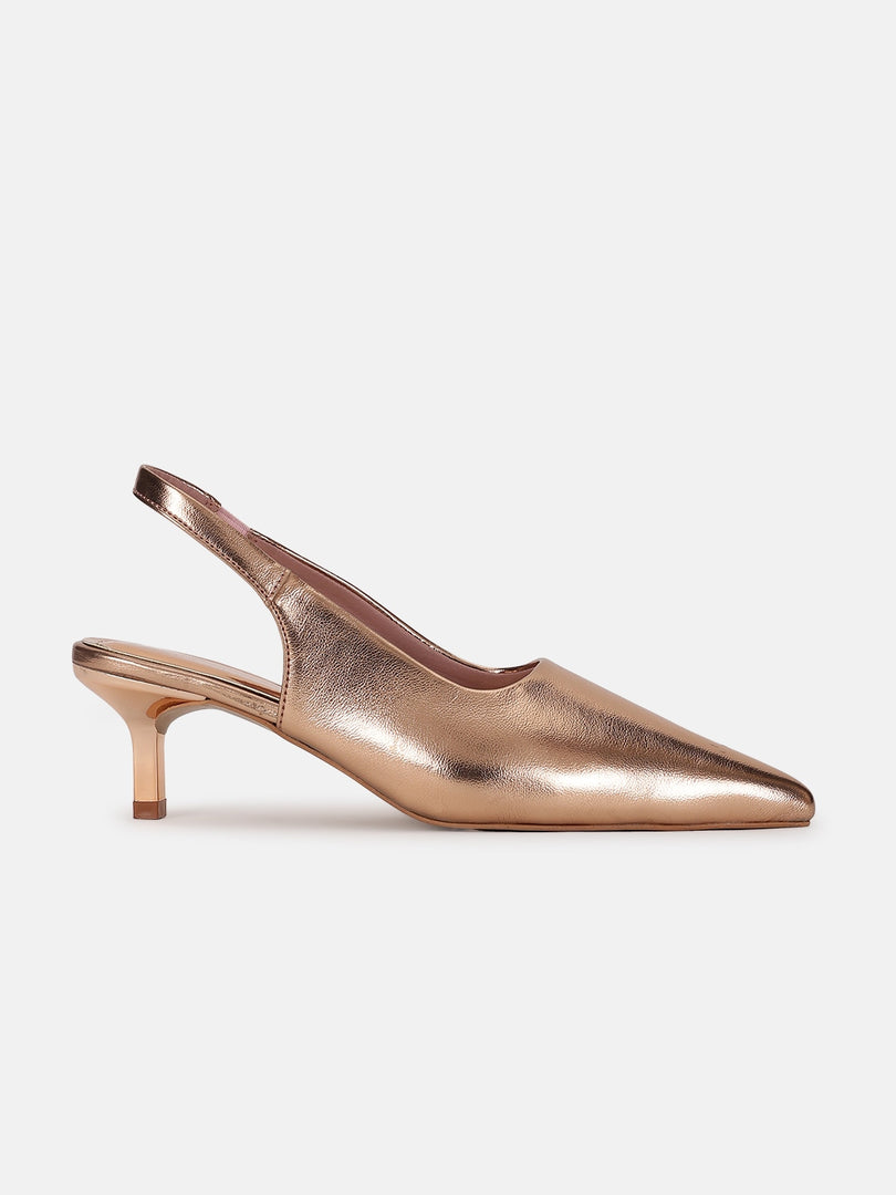 Solid-Backstrap-Pumps-Heels