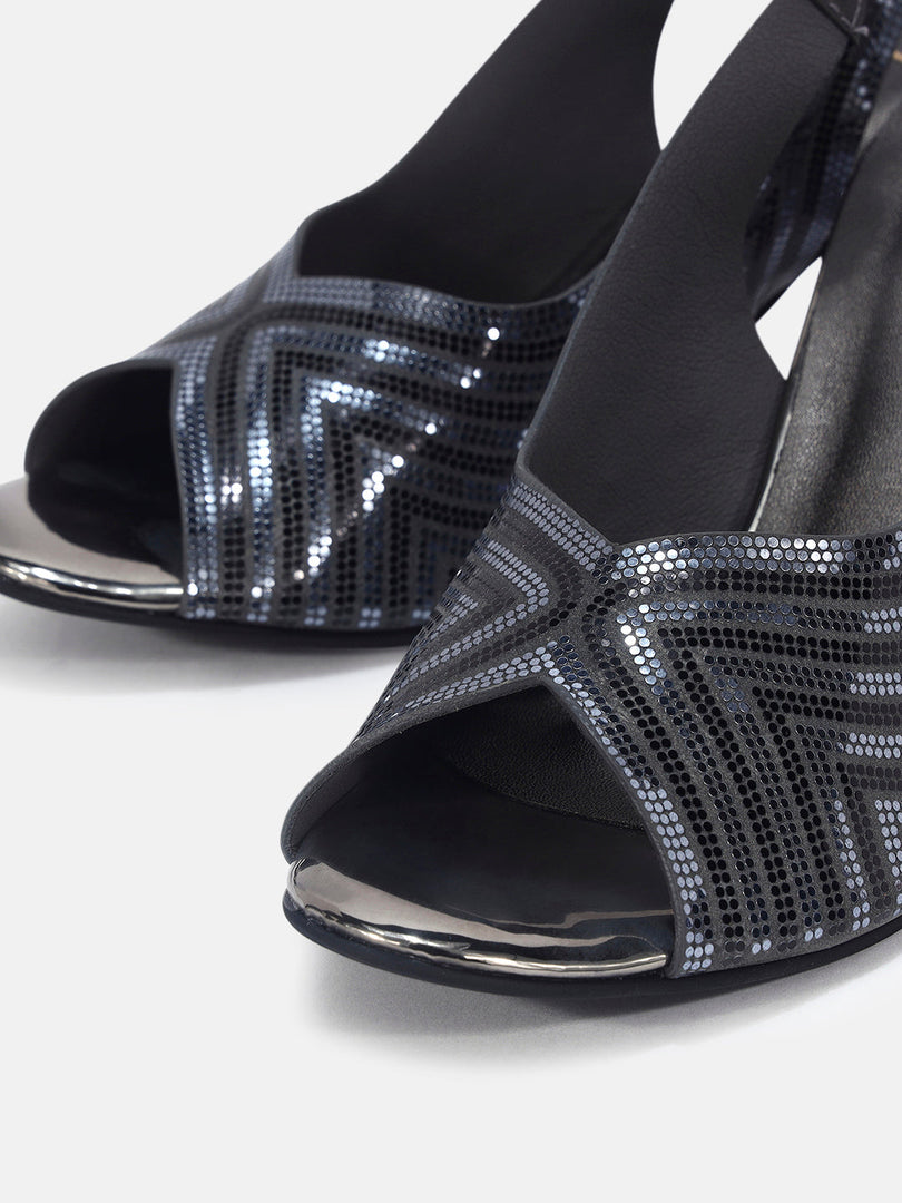 Marc Loire Womens Grey Casual Block Sandals Heels