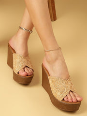 Textured-Wedge-Sandals-Heels