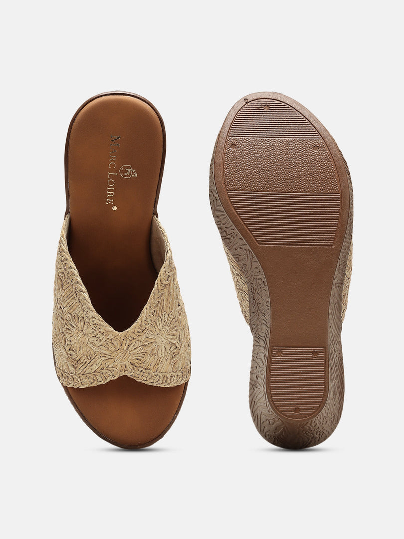 Marc Loire Womes Cream Wedge Heels