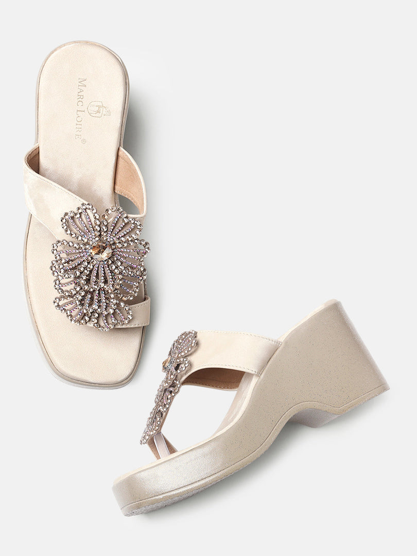 Marc Loire Womens Cream Party Wedge Sandals Heels