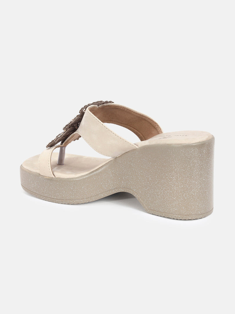 Marc Loire Womens Cream Party Wedge Sandals Heels