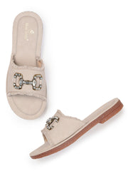 Marc Loire Womes White Solid Open Toe Flats